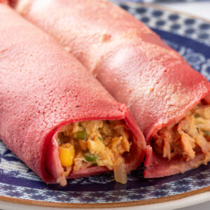 Panqueca de sobrecoxa desfiada